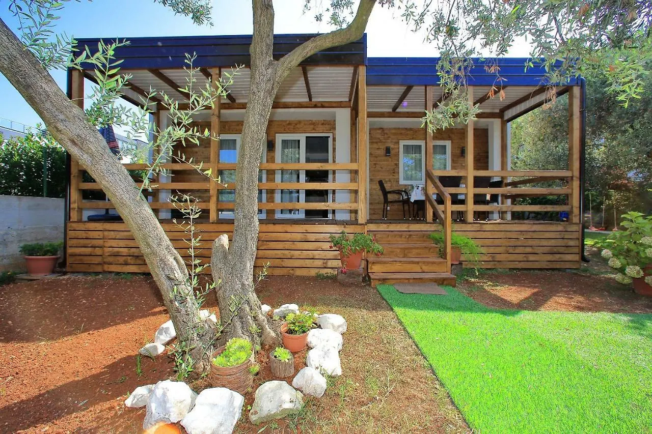 Holiday home Mobile Homes Olive And Sea Bibinje