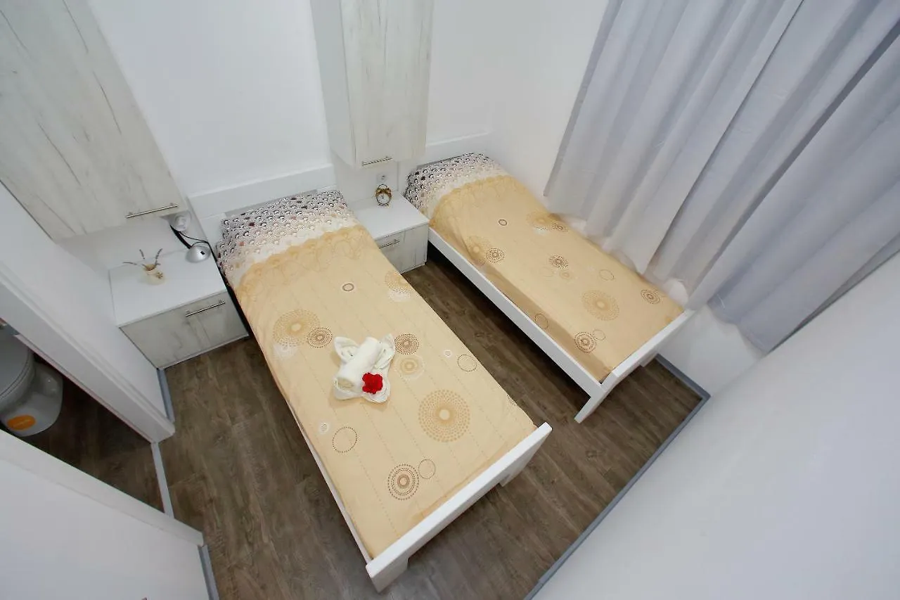 Mobile Homes Olive And Sea Bibinje Holiday home